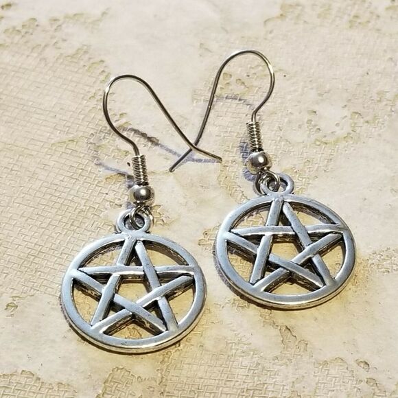 Handmade Antiqued Silver Plated Pentacle Wiccan Pagan Circle Drop Earrings - Picture 1 of 5
